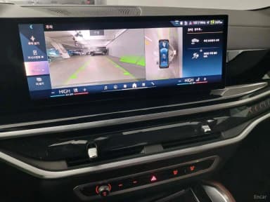 X6 (G06)