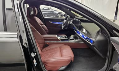 7 Series (G70)