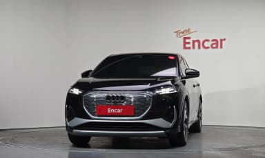 Q4 e-tron (F4)