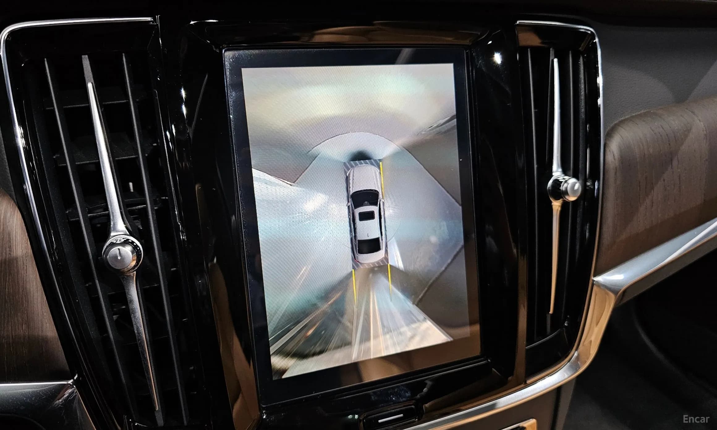 S90