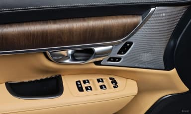 S90