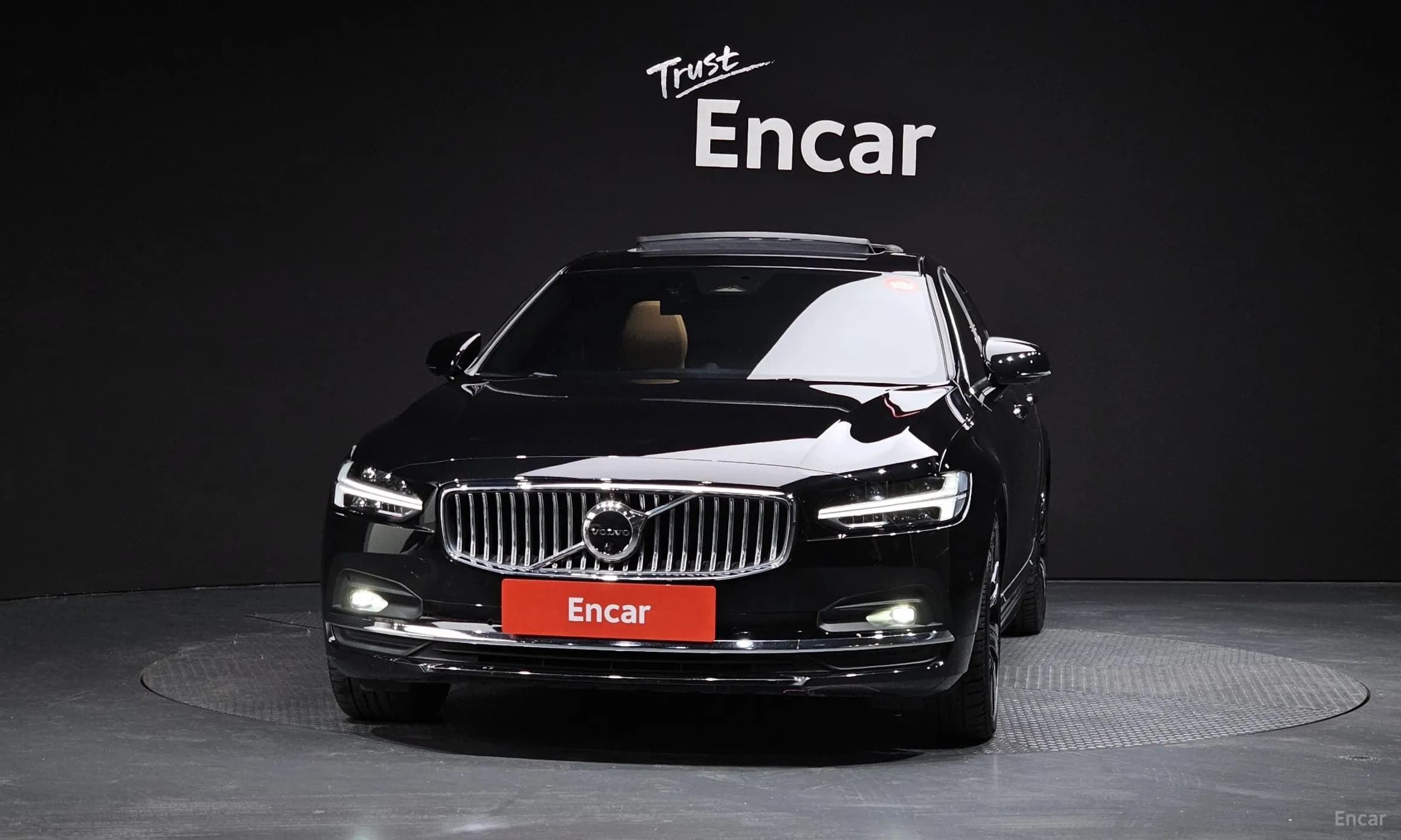 S90