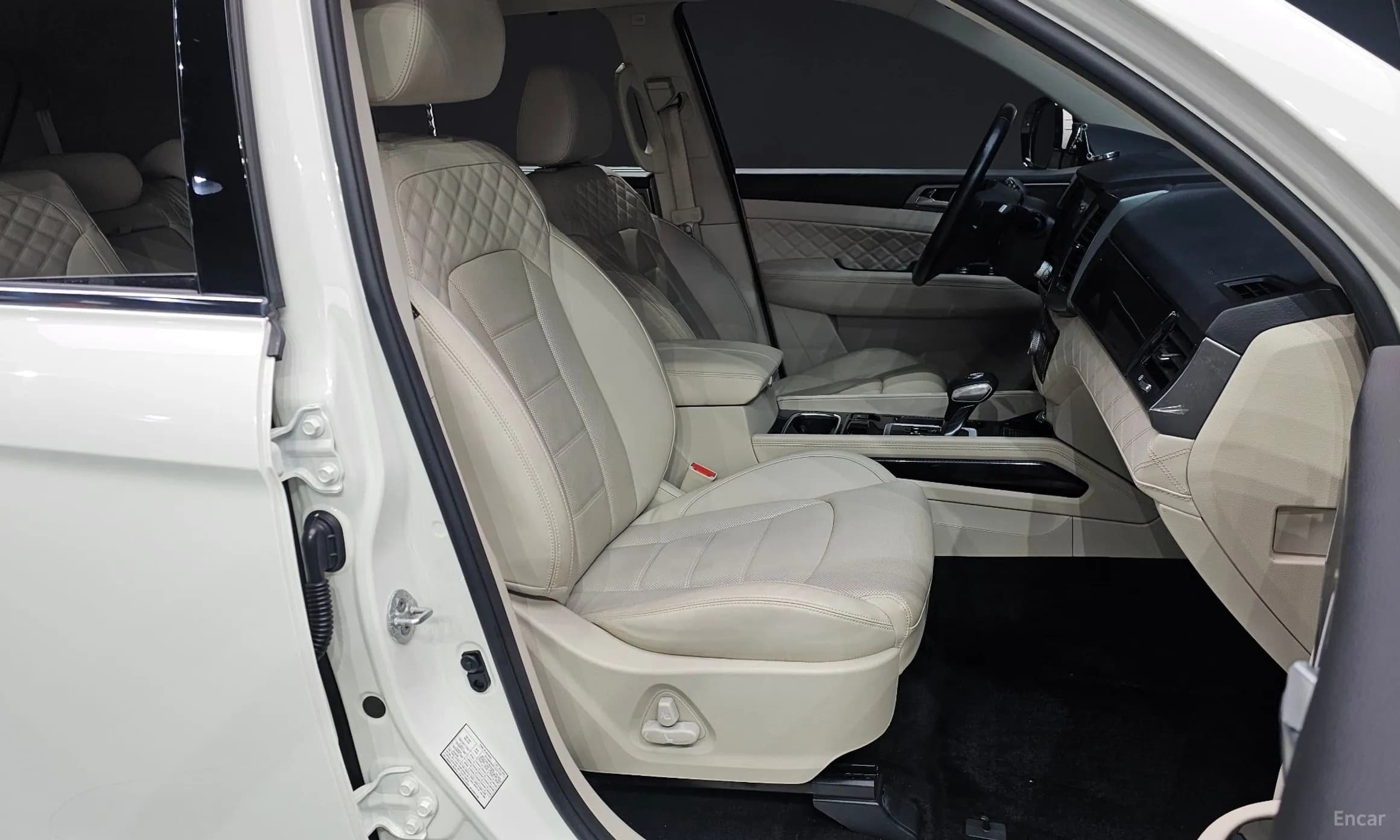 G4 Rexton