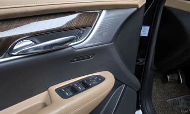XT6