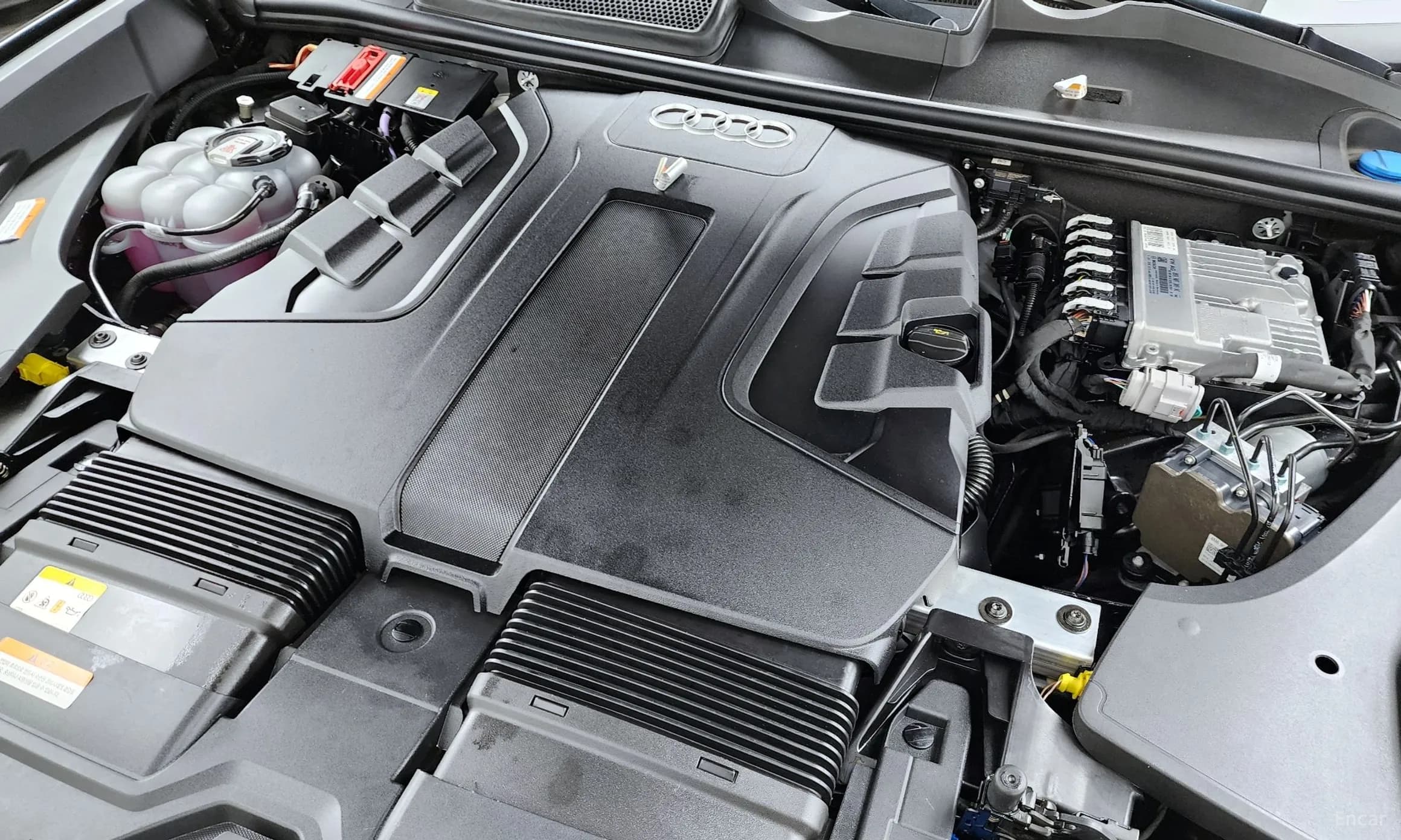 Q8 (4M)