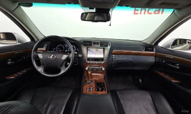 LS460