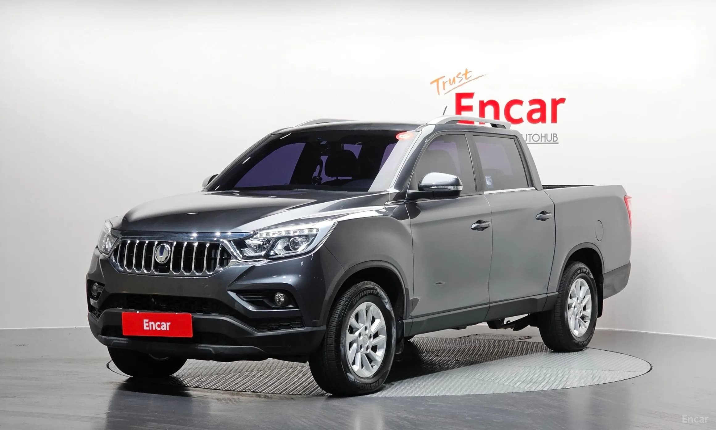 Rexton Sports Khan