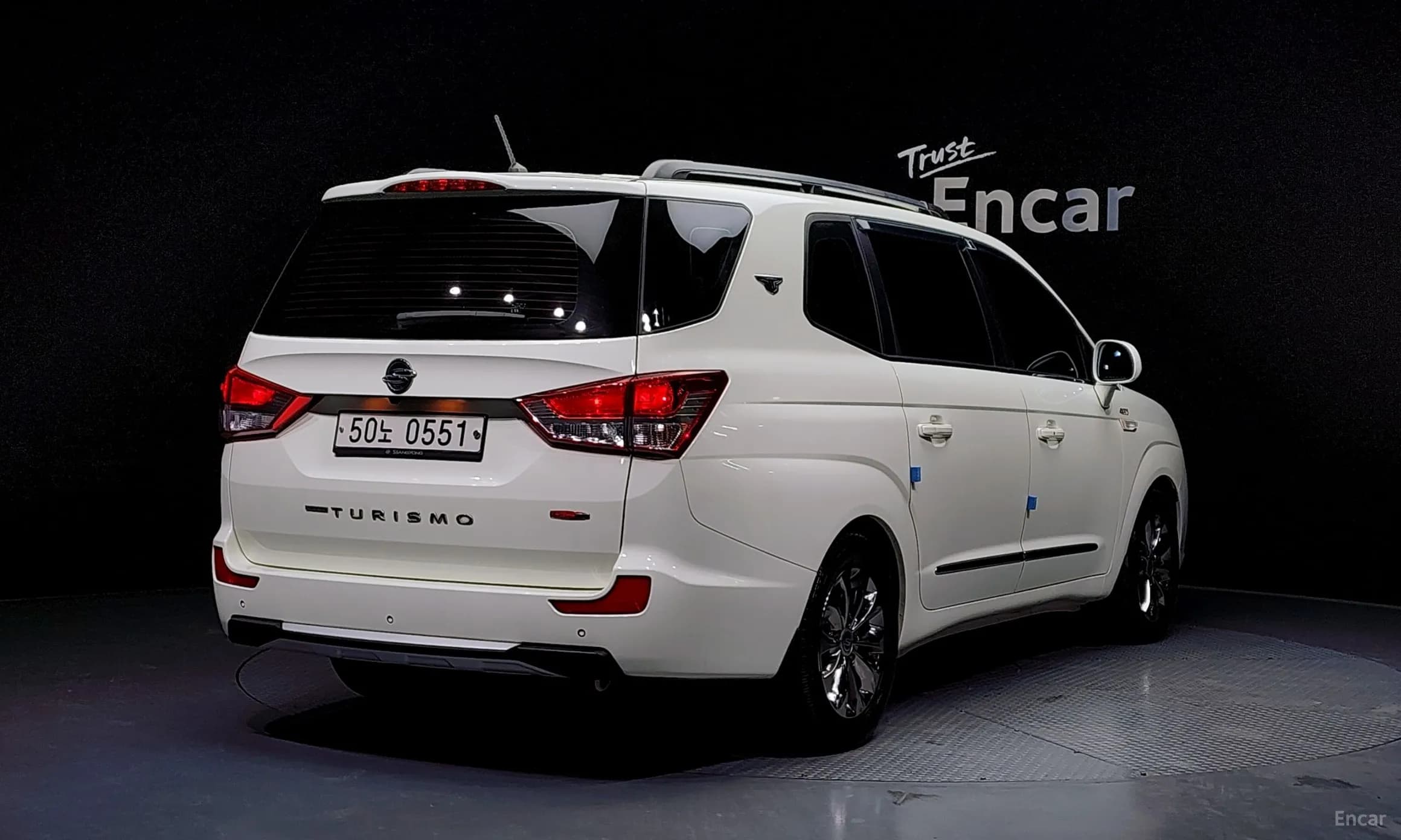 Korando Turismo