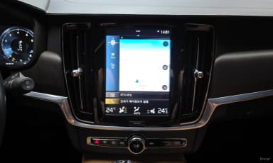V90 Cross Country