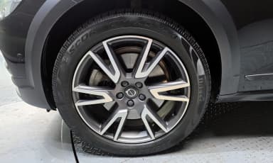 V90 Cross Country