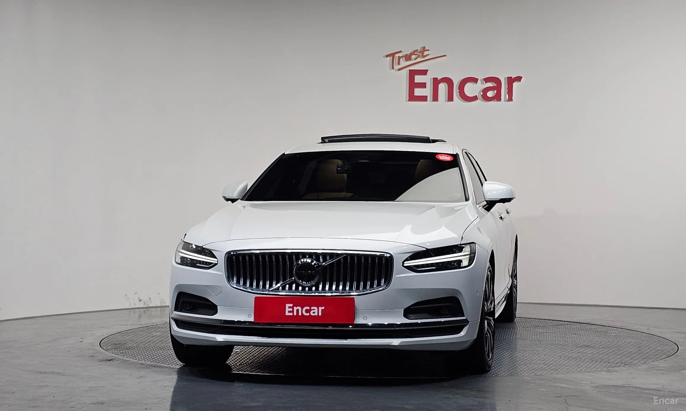 S90
