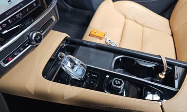 S90
