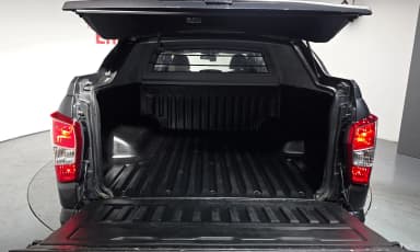 Rexton Sports Khan