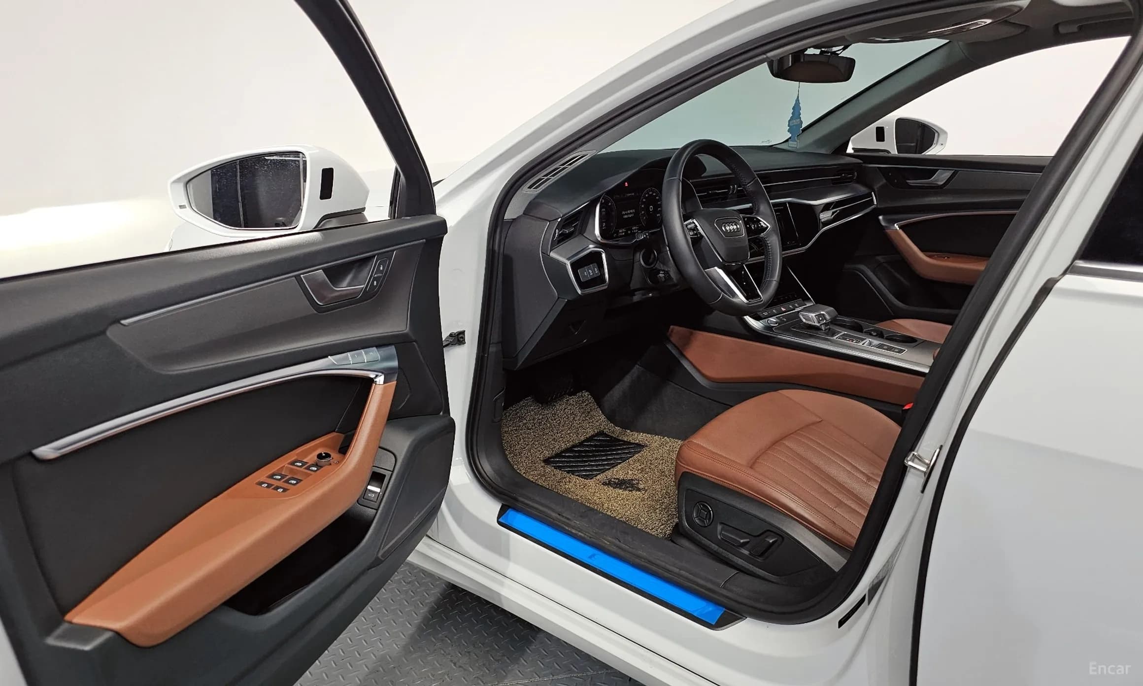 A6 (C8)