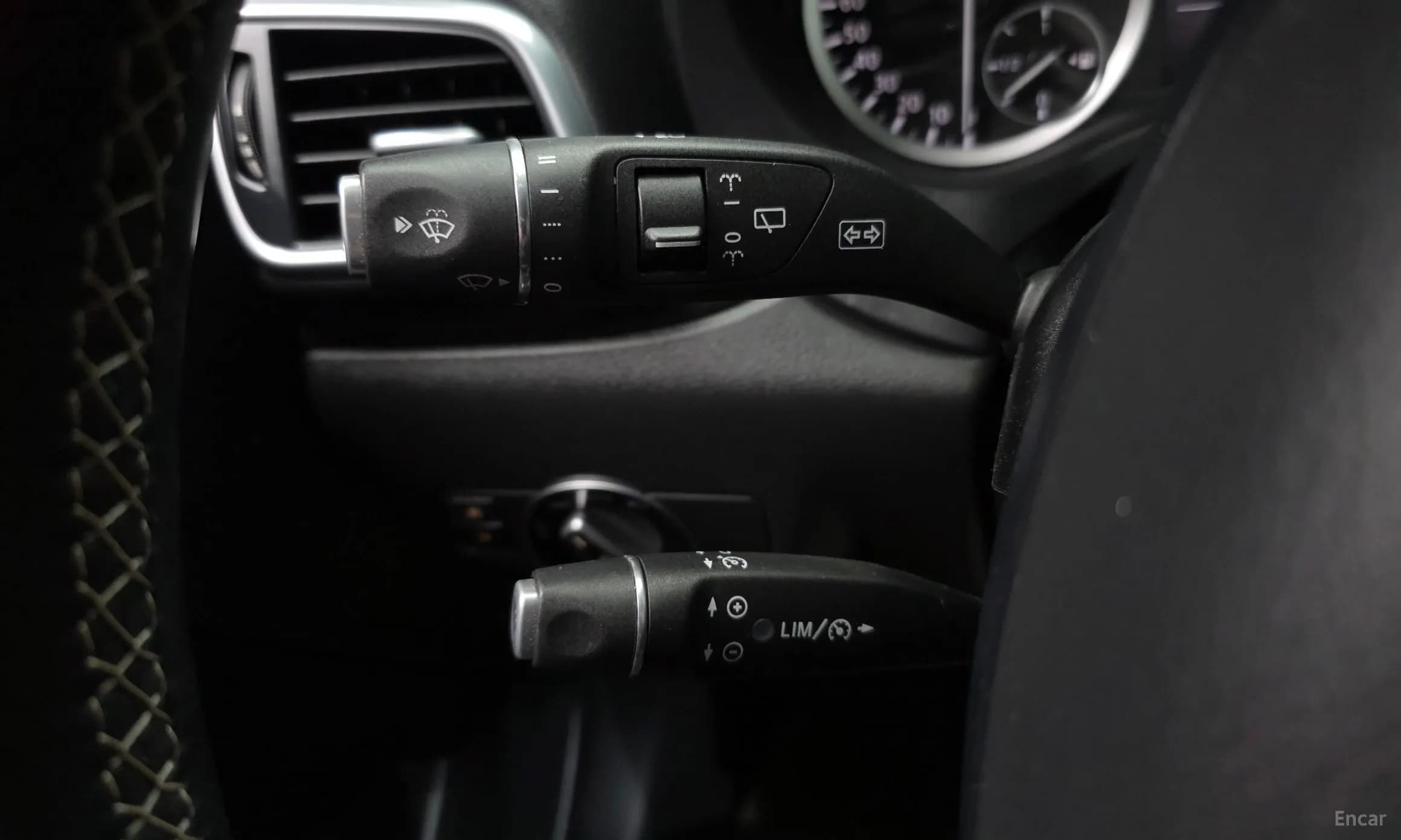 Q30