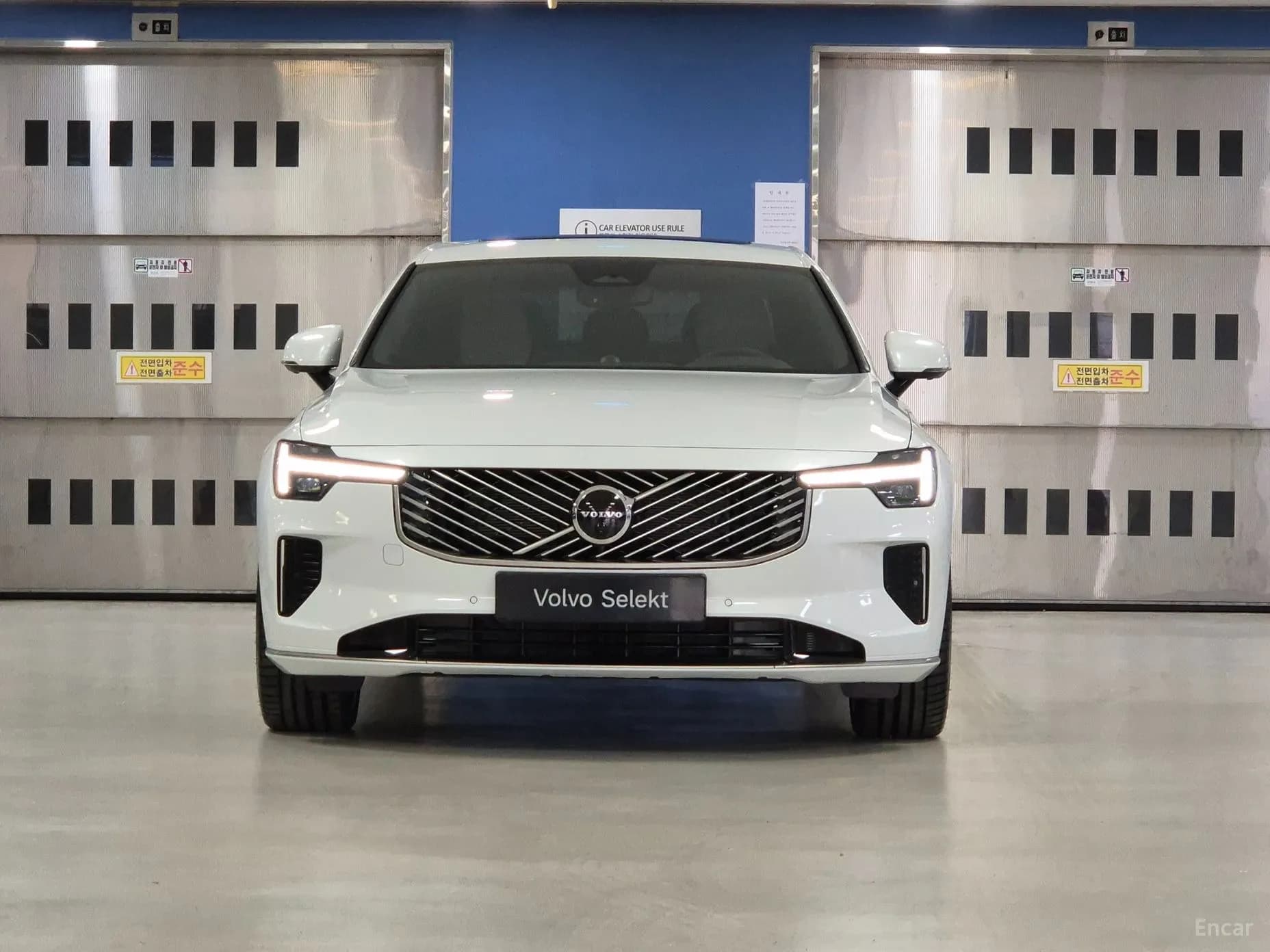 S90