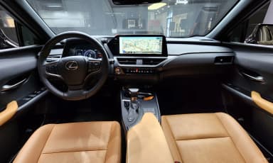 UX250h