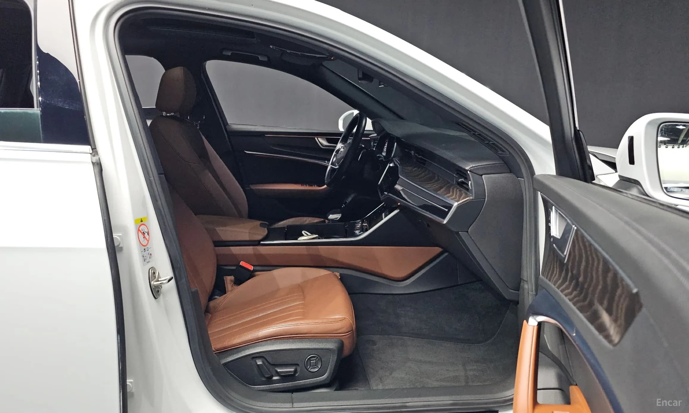 A6 (C8)