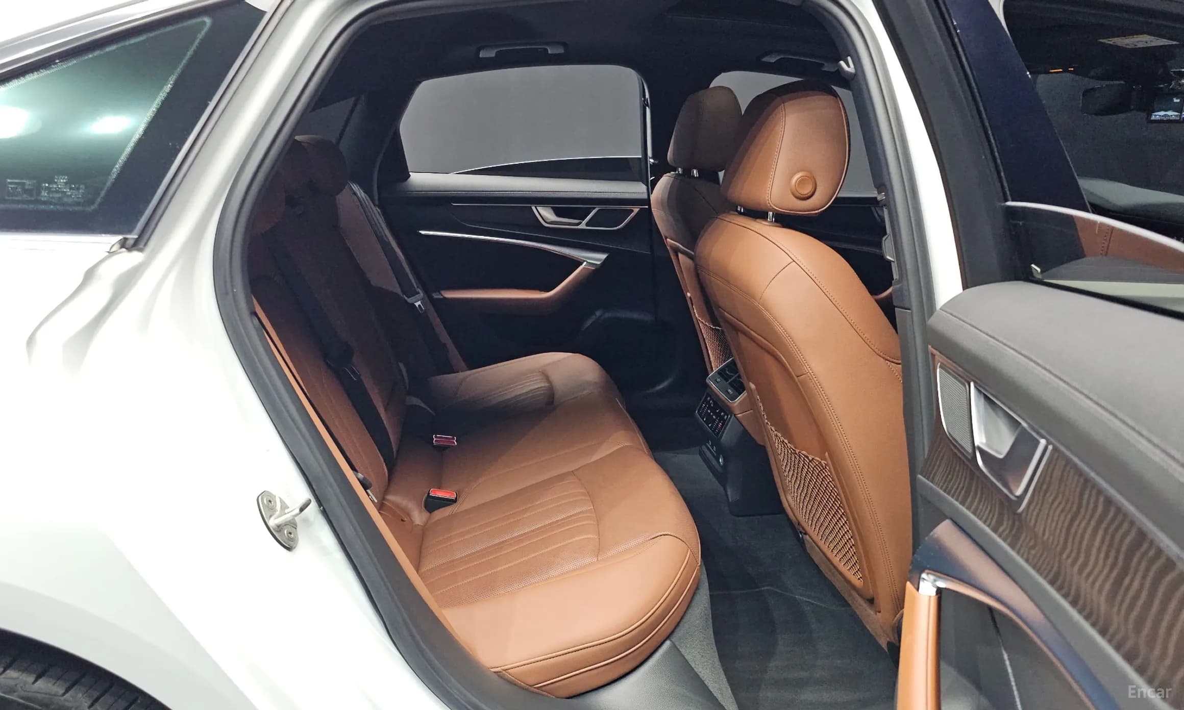 A6 (C8)