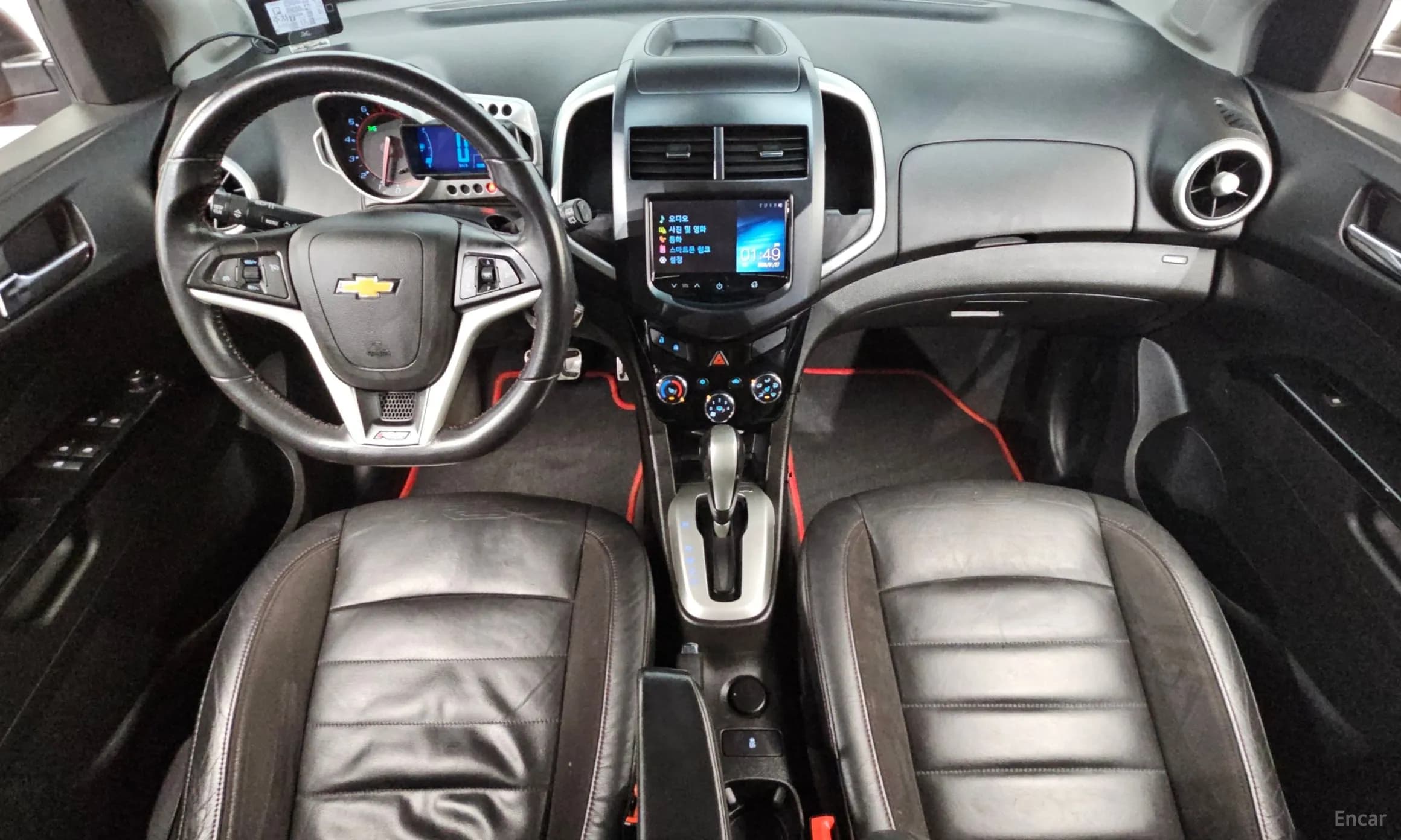 Aveo Hatchback