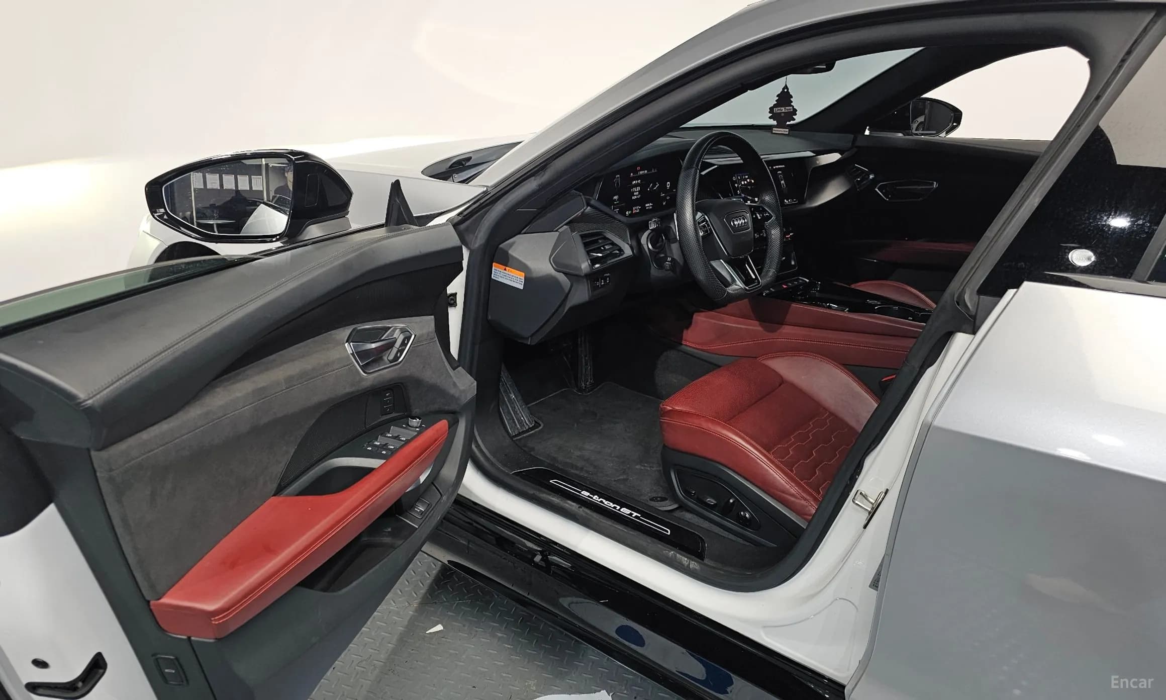 e-tron GT