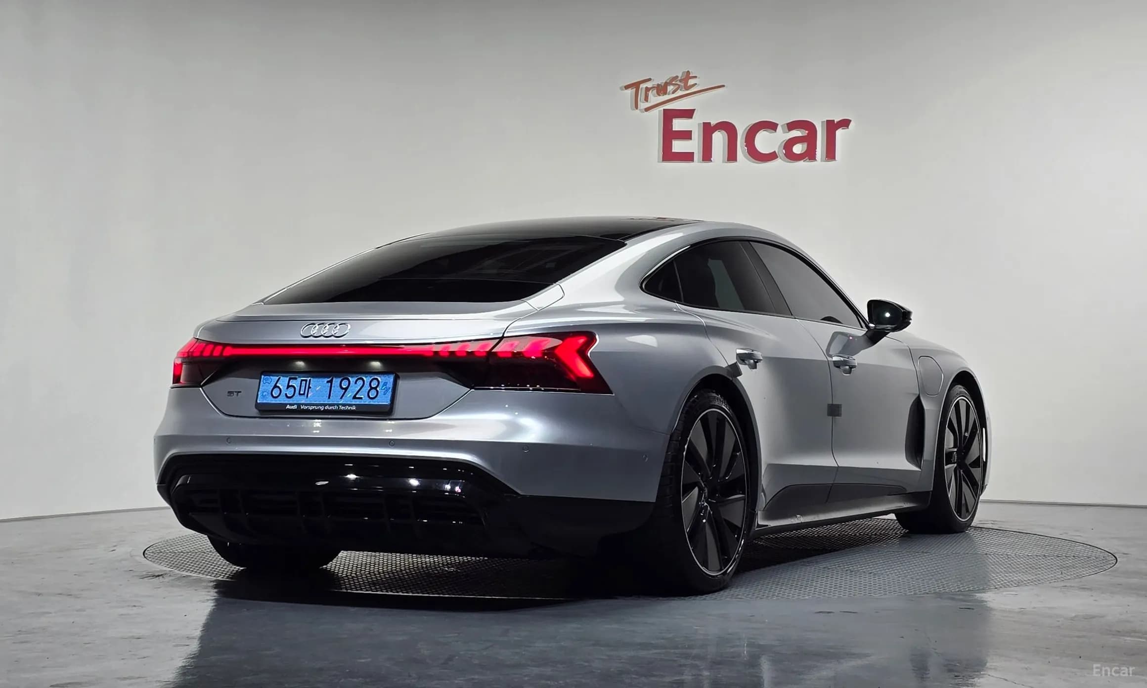 e-tron GT