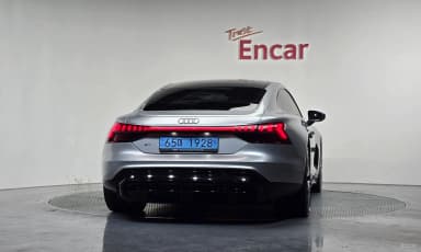 e-tron GT