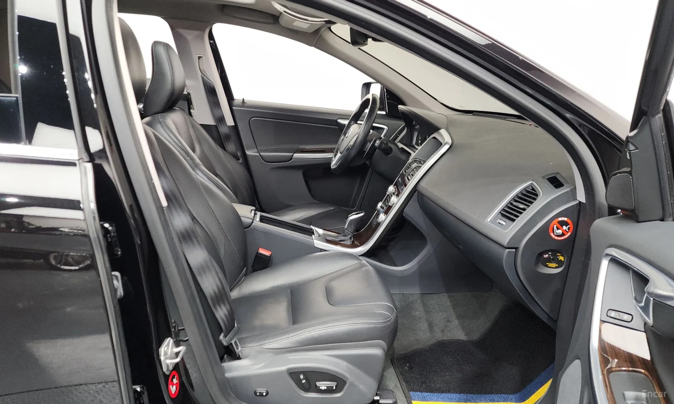 XC60