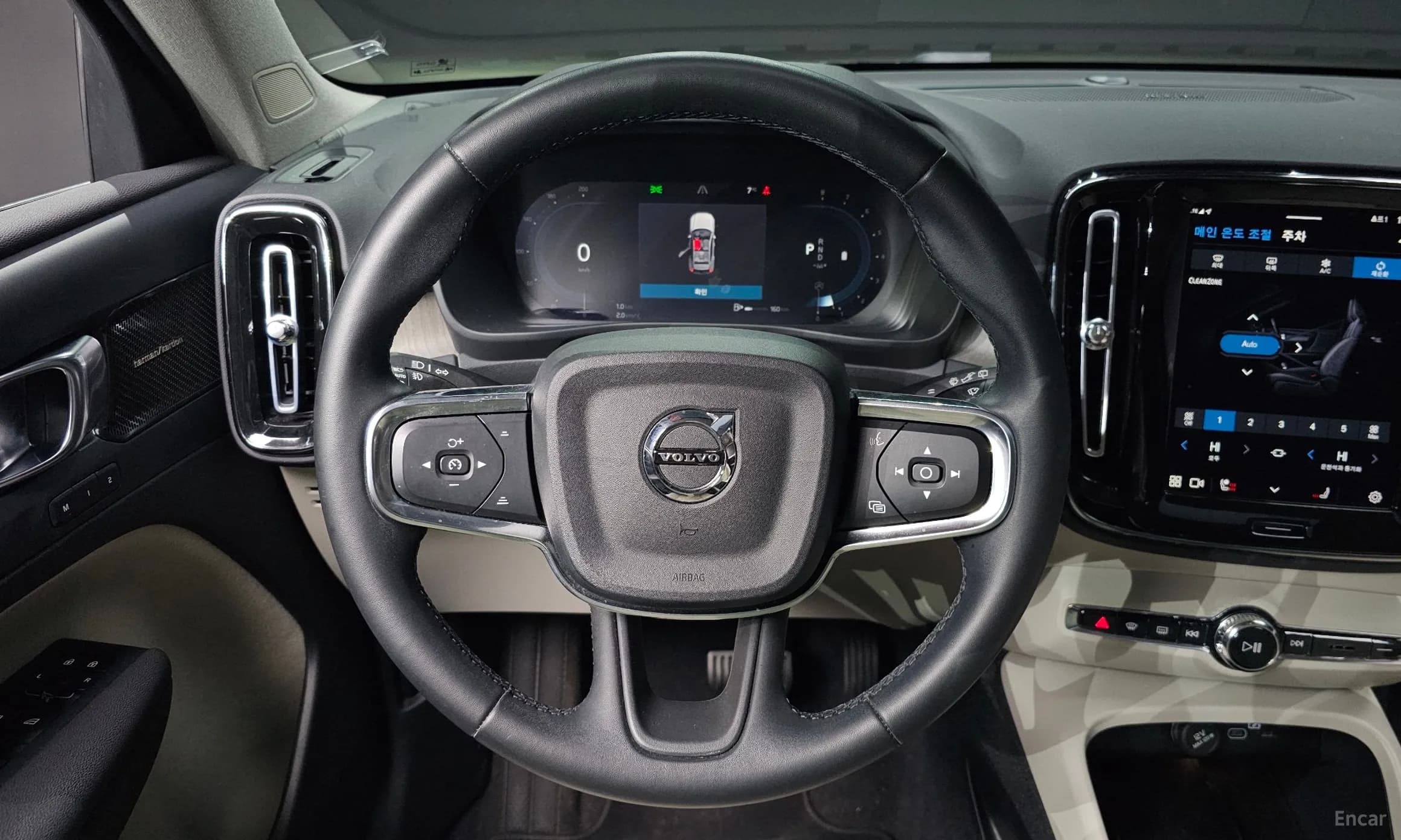 XC40
