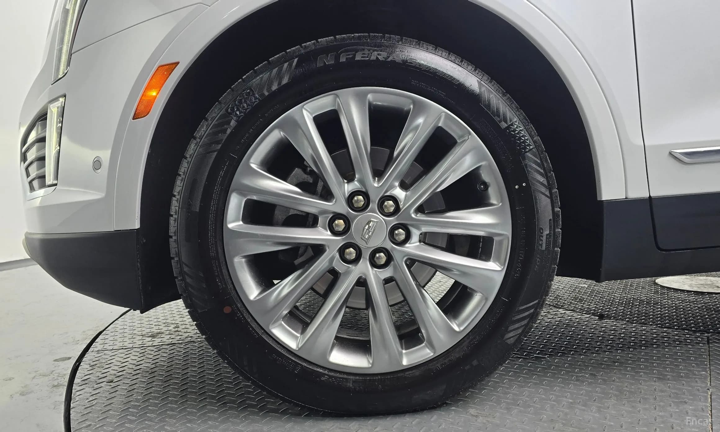 XT5