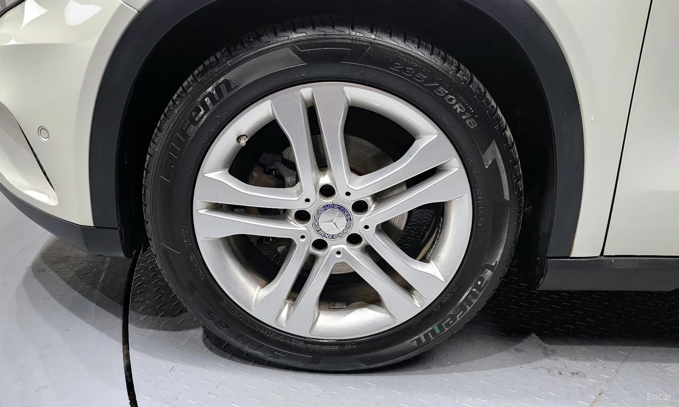 GLA-Class X156