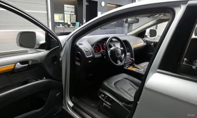 Q7
