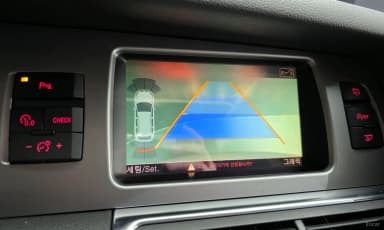 Q7