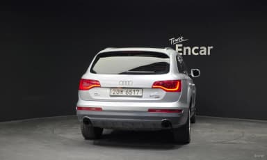 Q7
