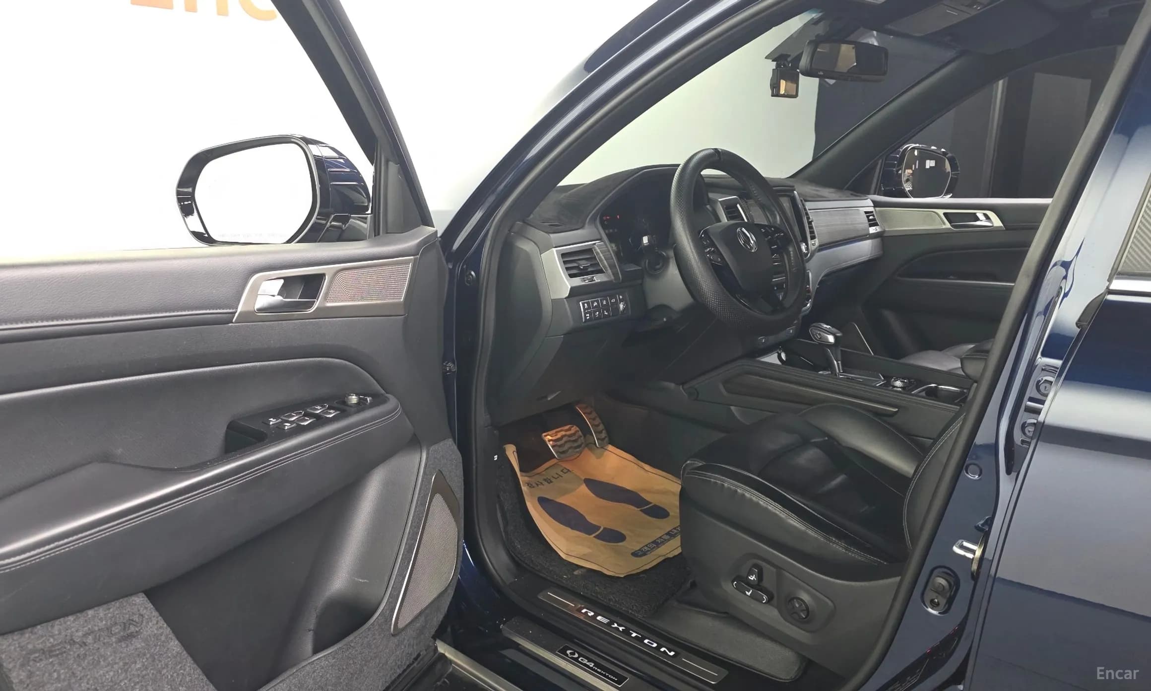 G4 Rexton