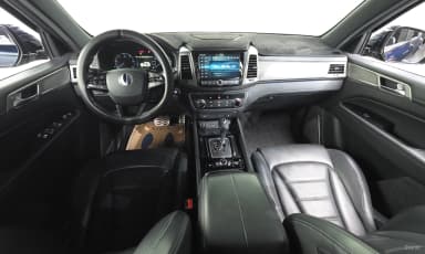 G4 Rexton