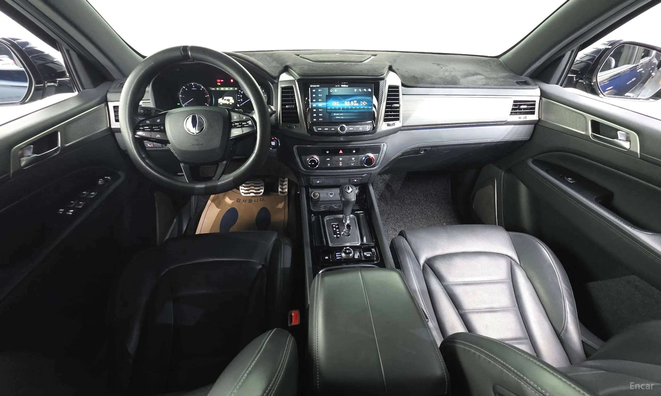 G4 Rexton