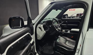 Defender (L663)