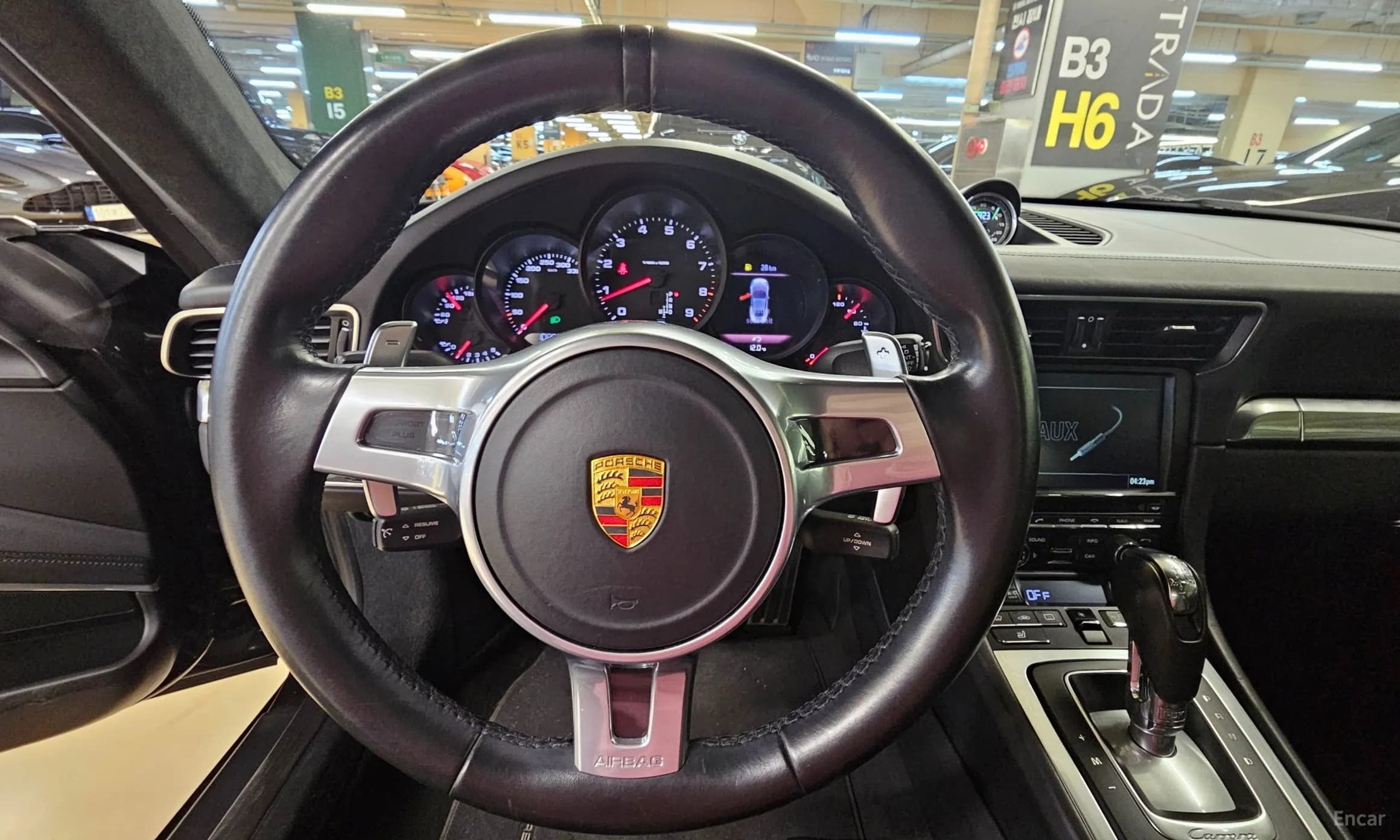 910