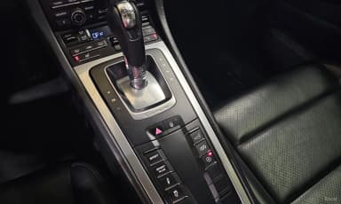910