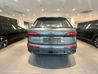 Q7 (4M)