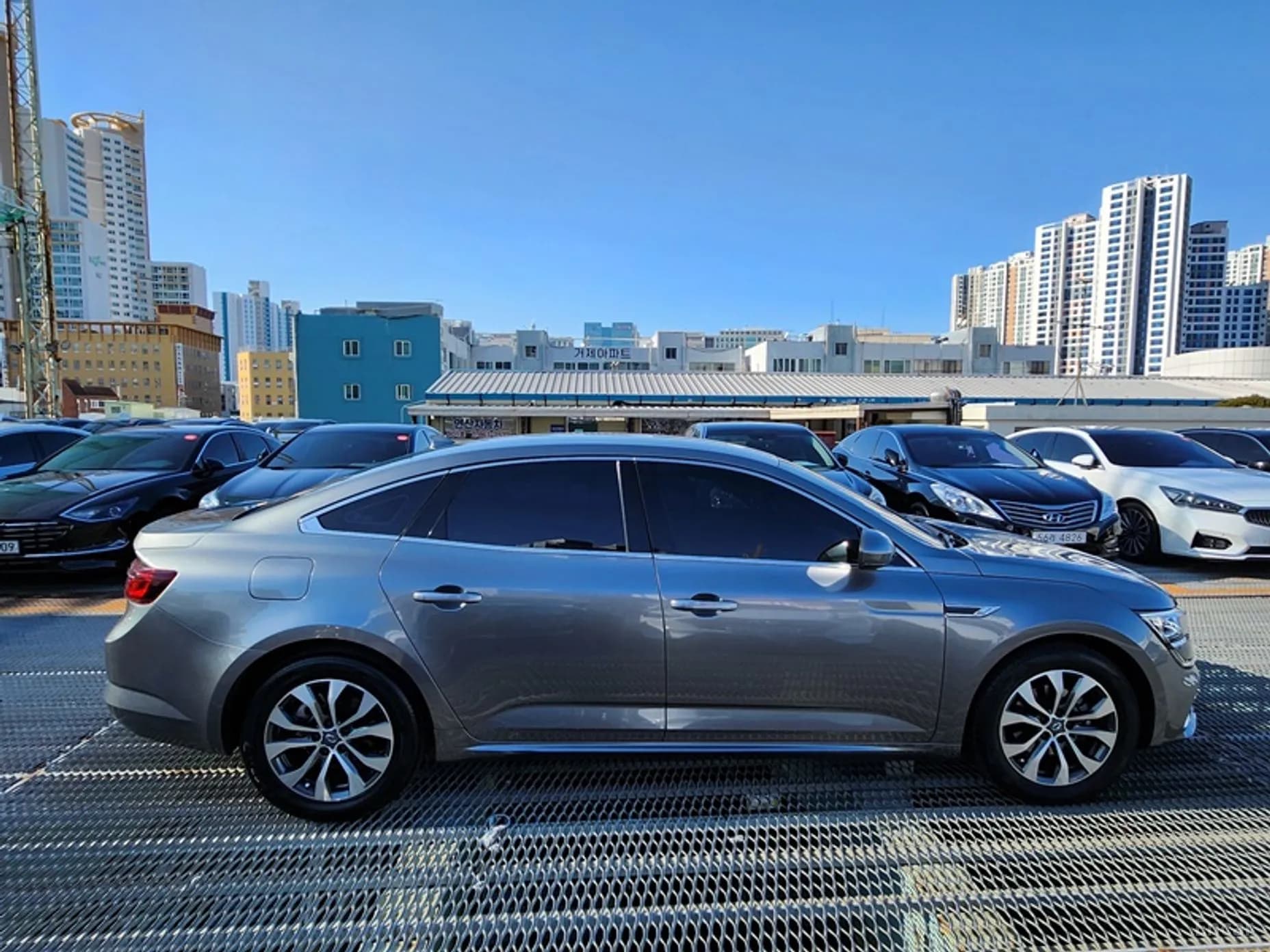 SM6
