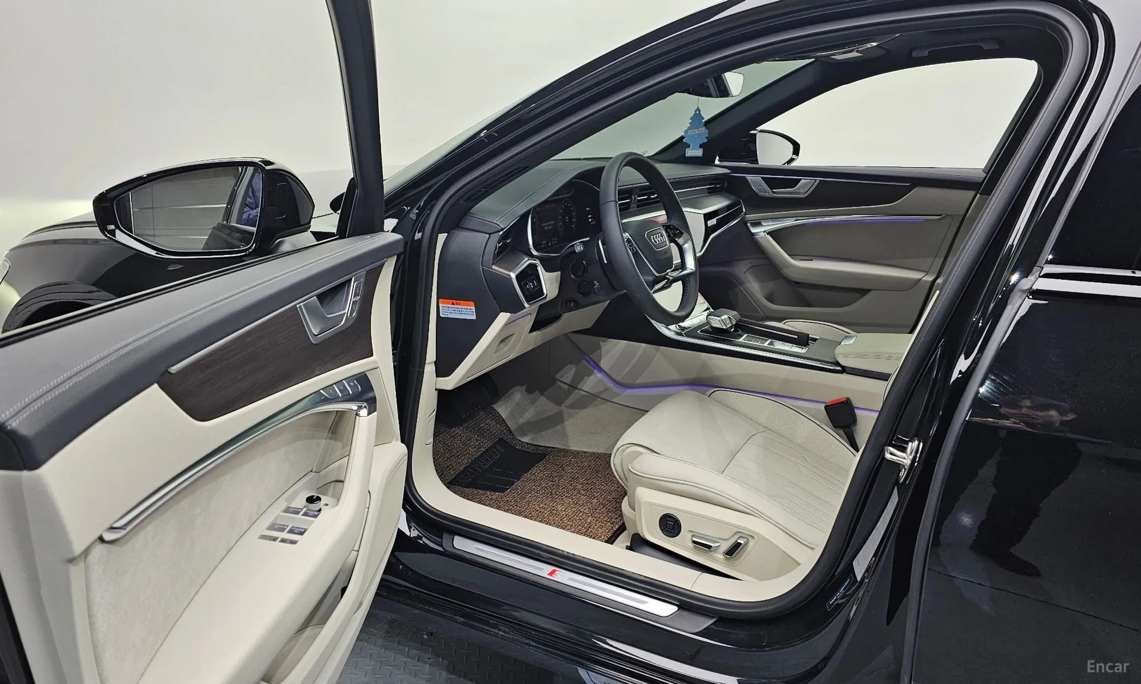 A6 (C8)