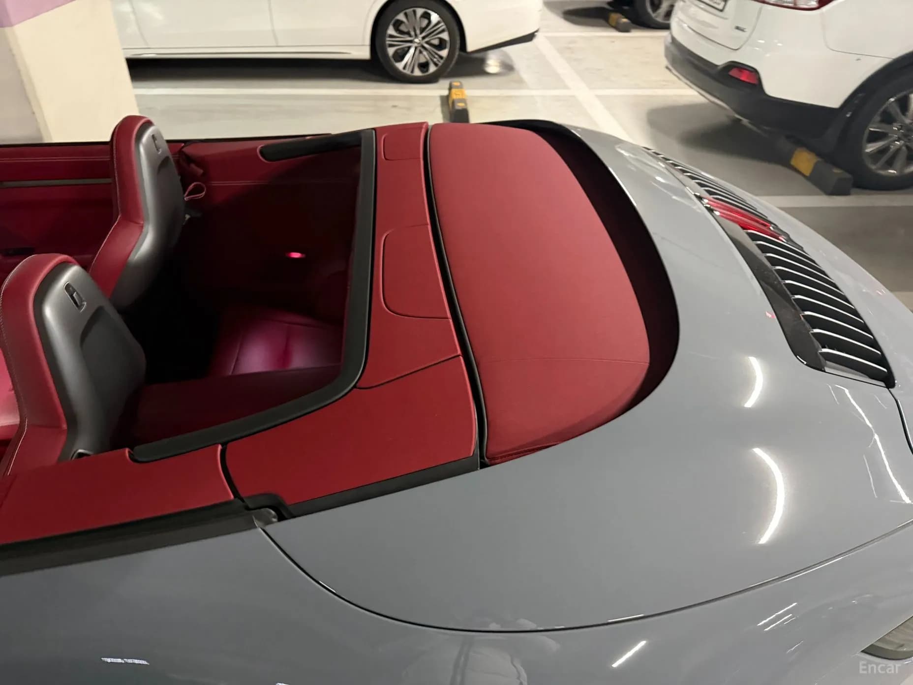 911 (992)