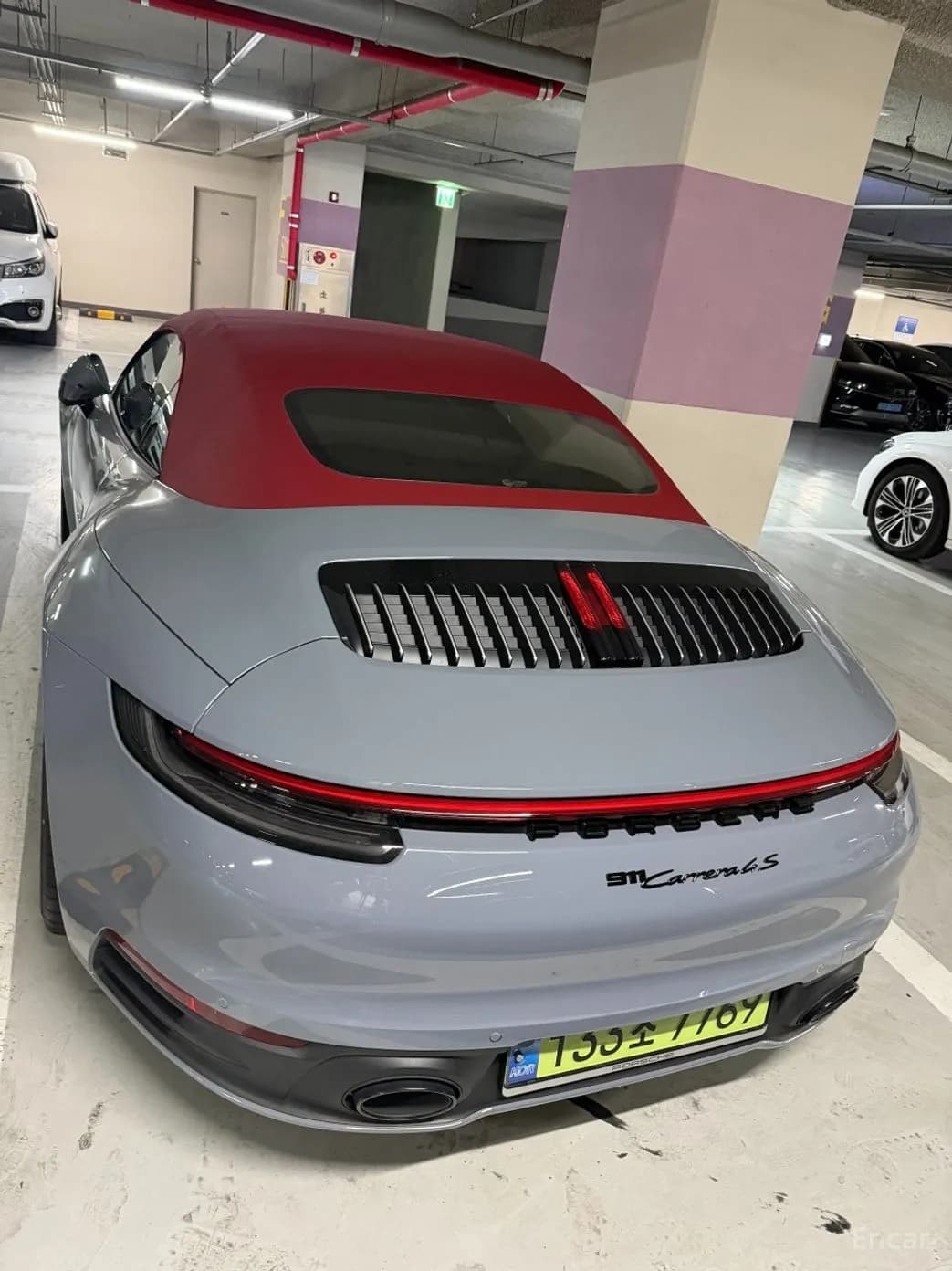 911 (992)