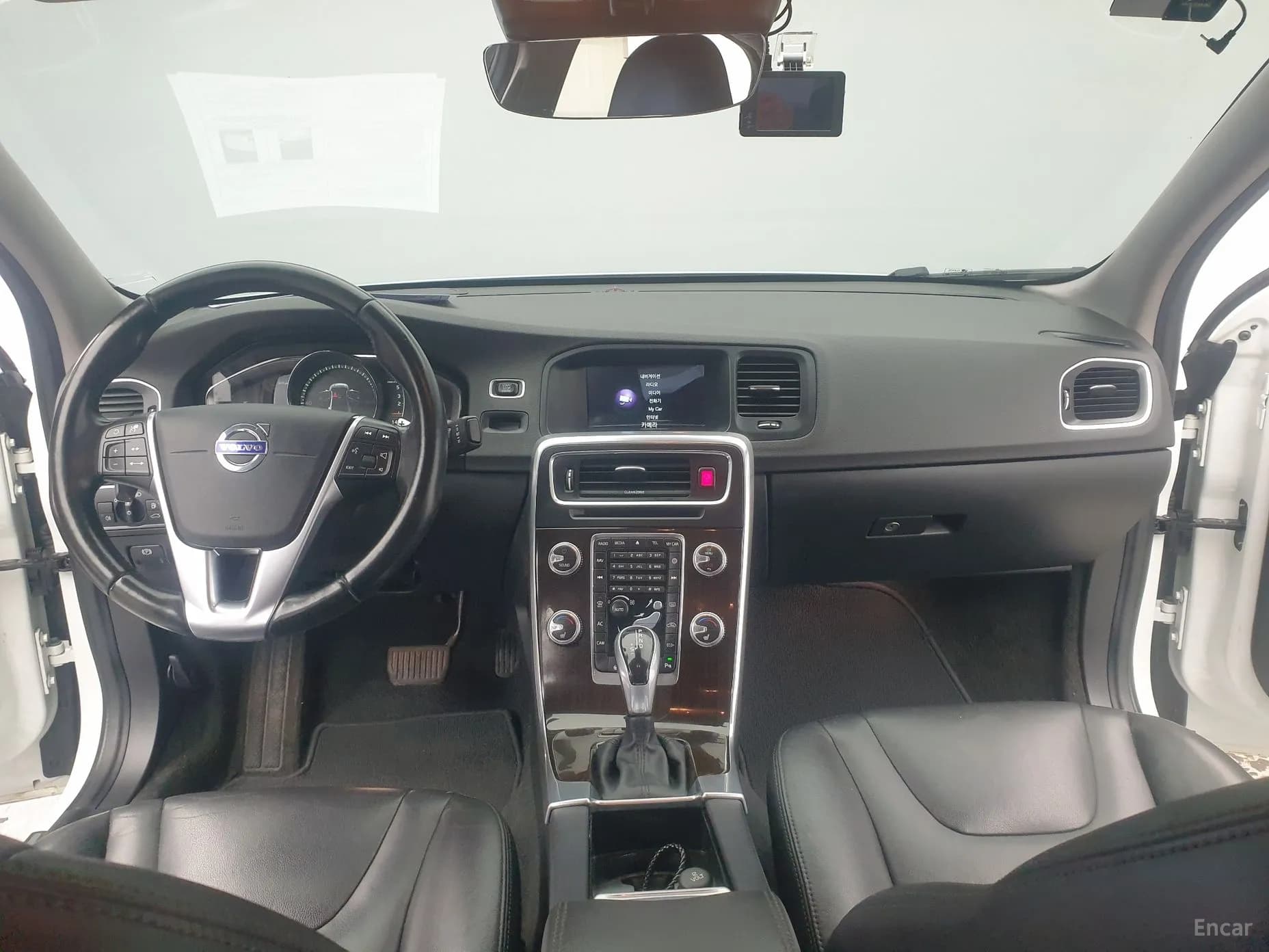 S60