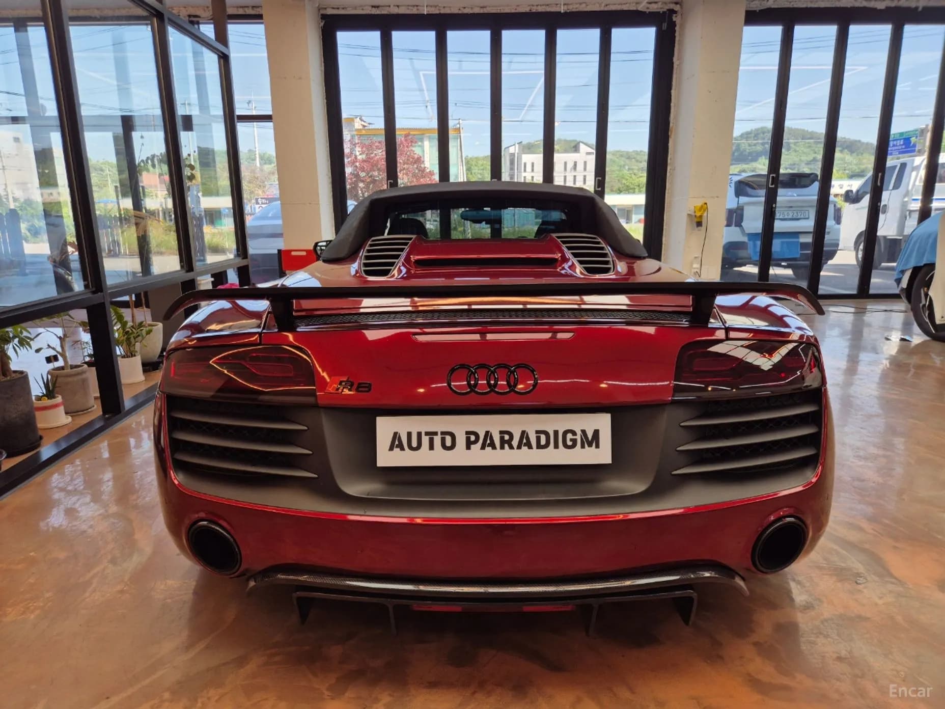 R8