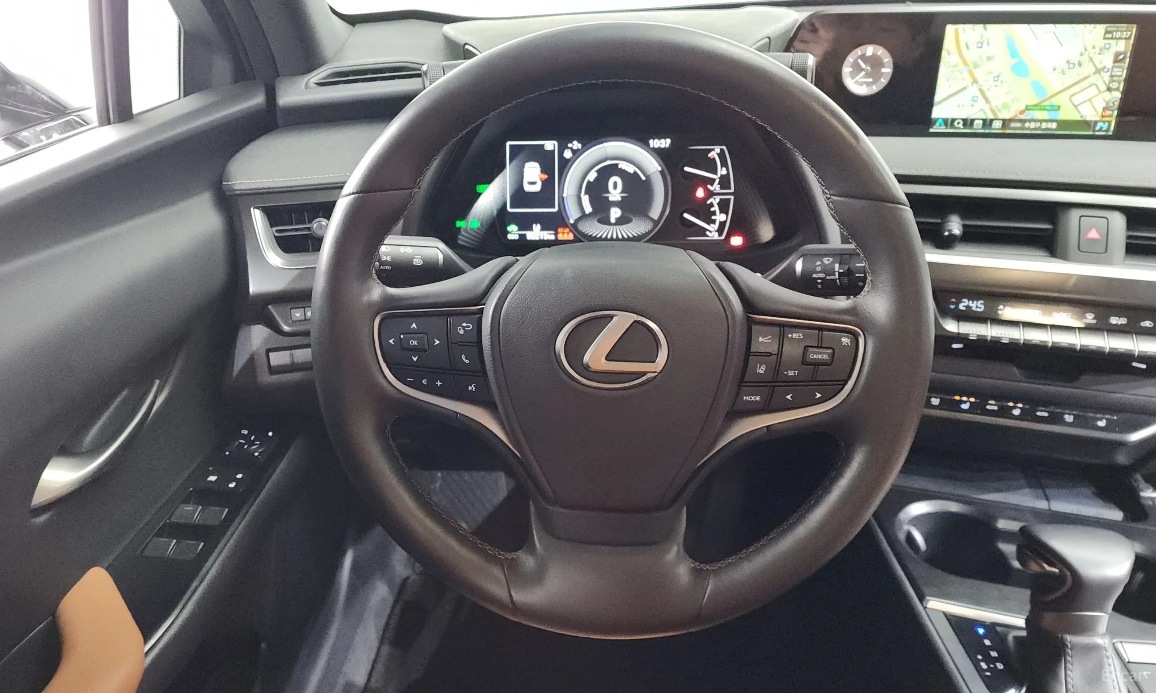 UX250h
