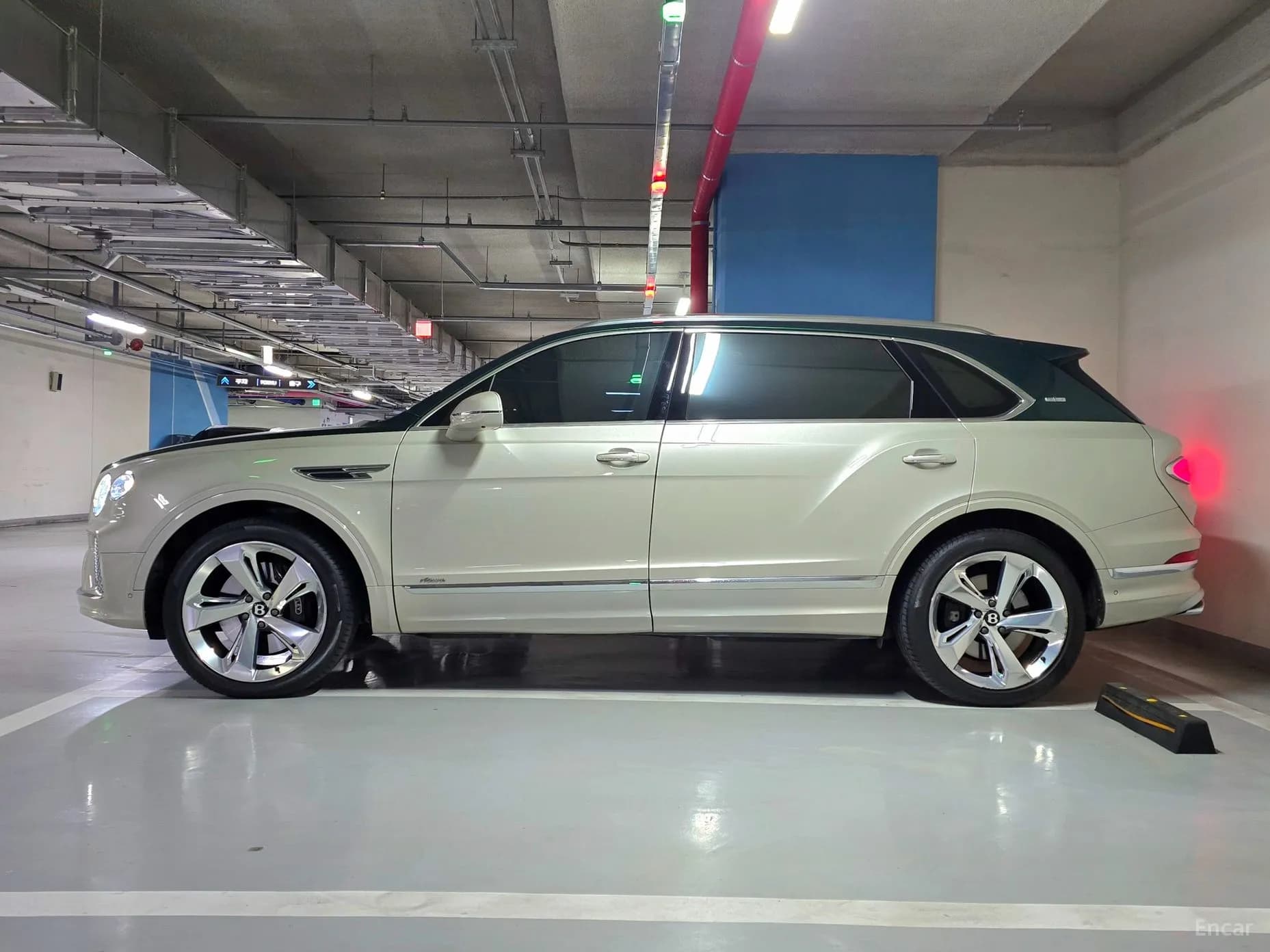 Bentayga
