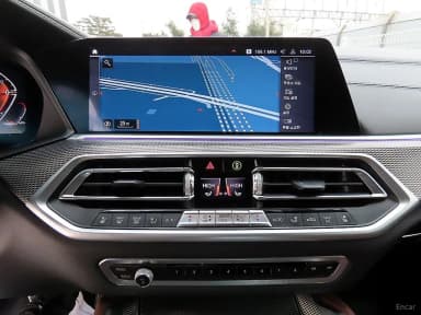 X6 (G06)